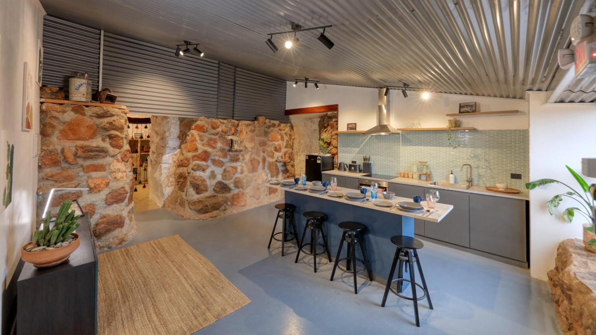 White Cliffs Accommodation -Daybreak Dugout - Unique Cave House ภายนอก รูปภาพ